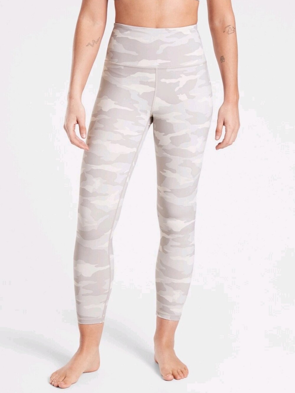 ATHLETA Elation Camo 7/8 Tight Leggings Taupe Size Medium NWOT